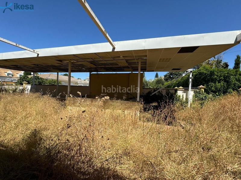 Foto 6f1a9009-4e99-4570-aa7b-f797d440d185. Chalet conjunto 3 viviendas con piscina en urb Torrequinto en Alcalá de Guadaira