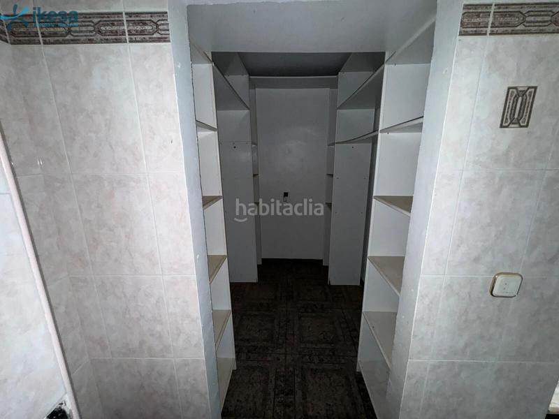 Foto f035283a-e158-45a7-a9b6-d283e1e61a9c. Chalet conjunto 3 viviendas con piscina en urb Torrequinto en Alcalá de Guadaira