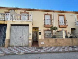 Casa adossada a Villanueva de la Reina. Adosado en villanueva de la reina jaén