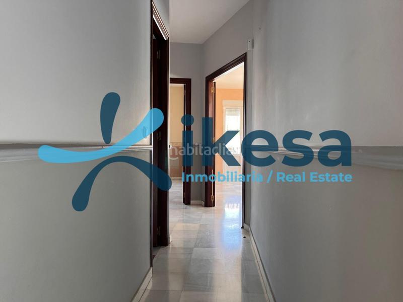 Foto f2294ff8-9116-4f75-a837-07ed8220c943. Pis a Morón de la Frontera