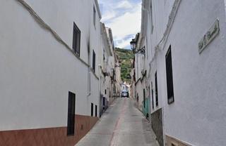 Casa adossada a Huelma. Venta de adosado en huelma, jaen.