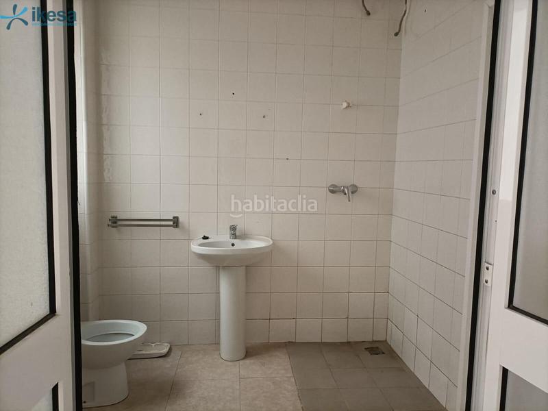 Foto 6d133914-68f1-43a9-a1ba-d17b27e4d5c6. Casa bifamiliare in Lora del Río