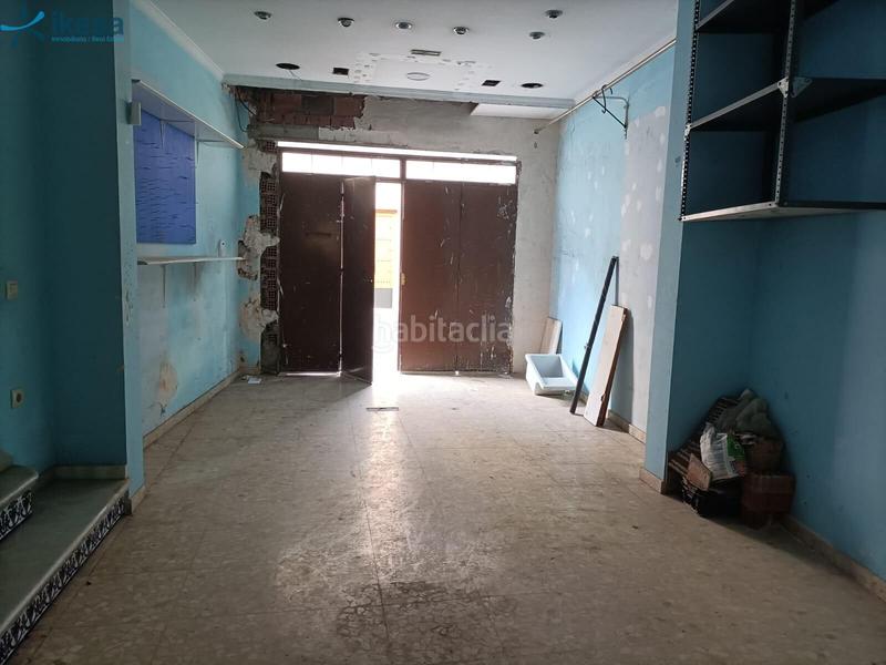 Foto edd9bec5-4f53-4622-bd79-f062444167ea. Casa bifamiliare in Lora del Río