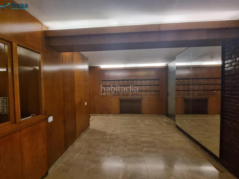 Foto 90584e63-a12d-4881-84e6-3a9a907c6086. Geschäftsraum in Plaza de Toros Granada