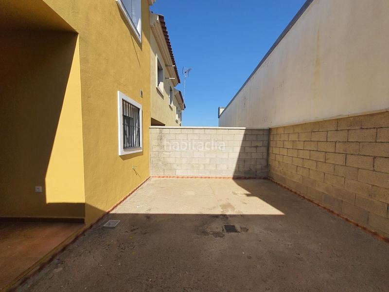 Foto 15785574-f510-42e5-a239-83d5c8cb433c. Semi detached house in Escacena del Campo