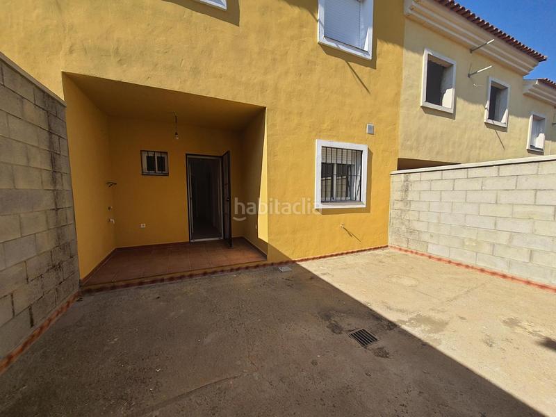 Foto 93d821f0-a492-41f2-a26a-399f423c8cf6. Semi detached house in Escacena del Campo