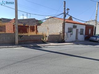 Terreny residencial a Pedro Martínez. Venta de suelo urbano residencial en pedro martínez  granada