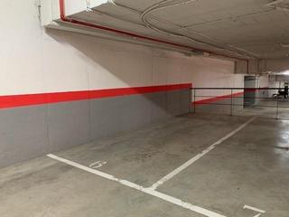Aparcament cotxe a Guillena pueblo. Venta de garaje en guillena