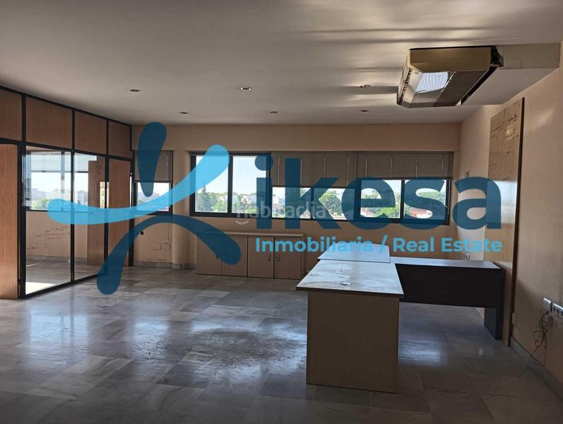 Foto 73353ca4-3a51-4d45-a6fc-8905a7dace21. Ufficio in Pisa Mairena del Aljarafe