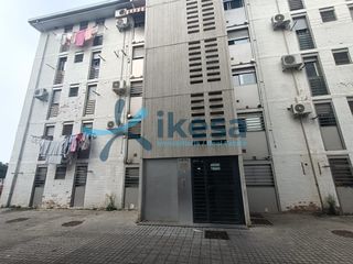 Pis a Sector Sur. Piso en la zona alta del sector sur. con ascensor!!.