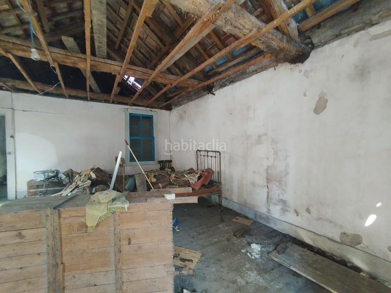 Foto bc0c8b9d-2f78-44b7-9987-03863583f668. Edifici a ramon gonzalez 20 a Porriño (O)