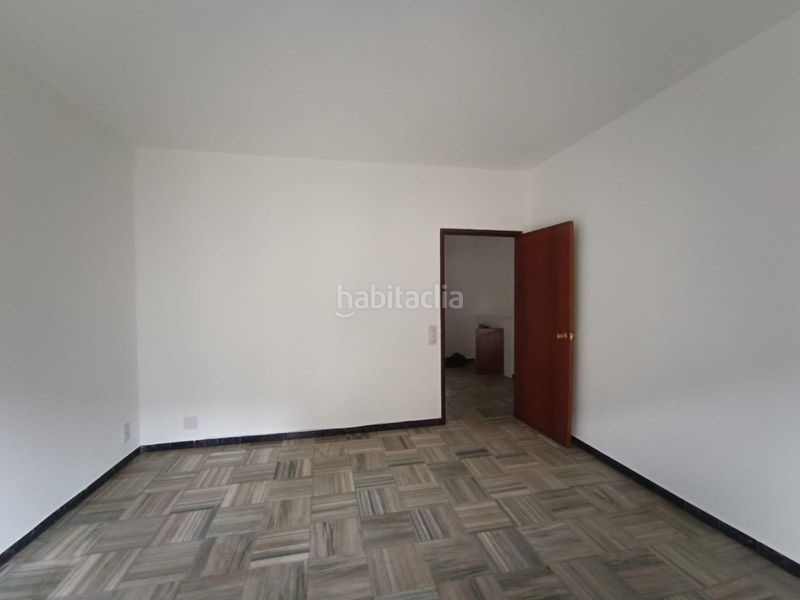 Foto 8930230a-e1ef-491e-b78b-934b97f72b64. Pis a Cuntis