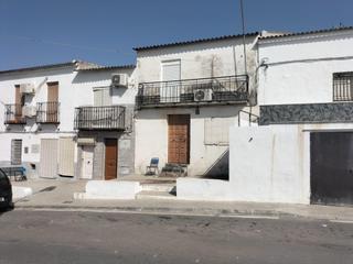 Casa adossada a Bujalance. Adosado en cesión de remate en bujalance córdoba