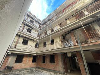 Edifici a Torredonjimeno. Venta de 3 edificios 29 apartamentos, local, 33 trasteros, 33 ga
