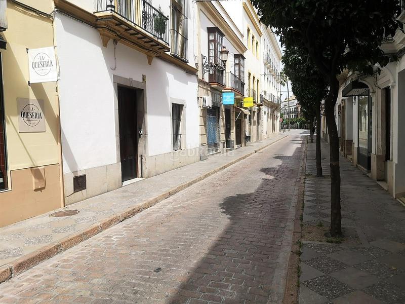 Foto c520845e-783e-44dd-b2f7-a4aa2567c273. Local comercial a Centro Jerez de la Frontera