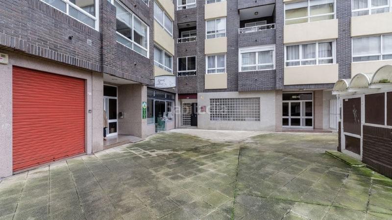 Foto db16efff-f1ad-4637-9ad5-c1cdd14c51f1. Local comercial en Camelias - Pi y Margall Vigo