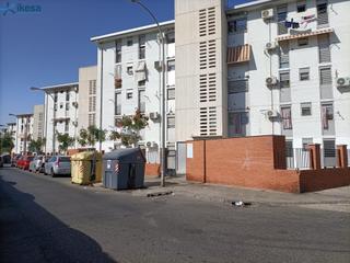 Pis  Marbella. Piso en el sector sur con ascensor !!! próximo a la piscina y ca