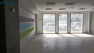 Oficina en Santa Clara. Venta de oficina planta baja  avda. averroes, edificio eurosevil