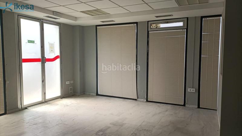 Foto 1b01d337-db0a-4f41-ada8-d8746ed2cd9c. Bureau dans Santa Clara Sevilla
