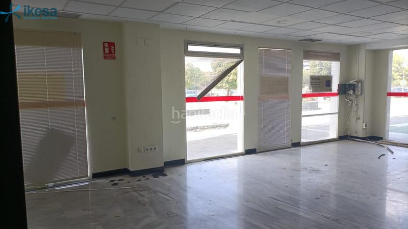 Foto 77c5b395-7230-43b8-be41-b7ba2c8819b3. Bureau dans Santa Clara Sevilla