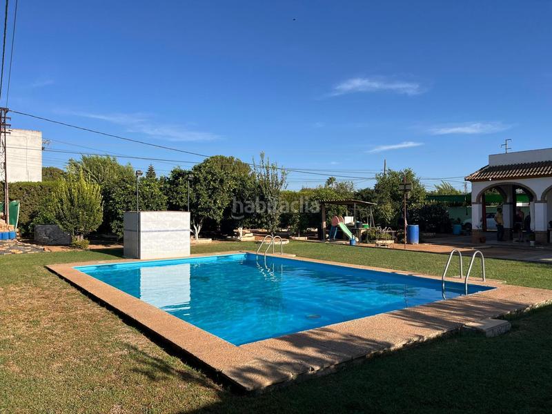 Foto 20e9363f-2cd6-4897-a37a-b652433c0fb5. Chalet con parcheggio piscina in Oromana Alcalá de Guadaira