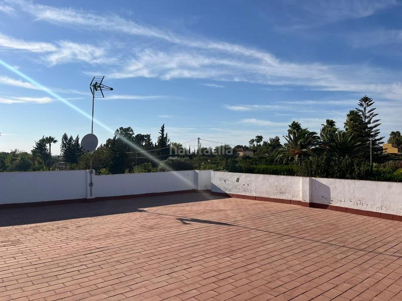 Foto a63c5263-3078-4a55-8eb7-2c714938f1eb. Chalet casa o chalet independiente en venta en urbanizacion privada matachica en Alcalá de Guadaira