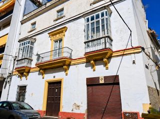 Casa in Centro. Casa en el corazón de jerez de la frontera amplitud, historia y