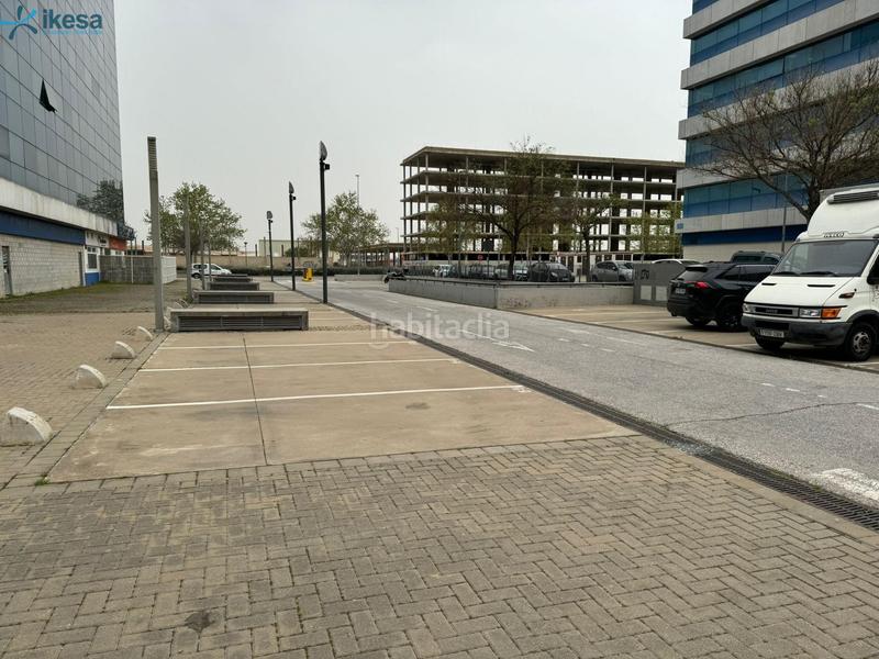 Foto 53c1a14c-fcbe-4388-8063-997f193775c3. Posto auto in Palmete Sevilla