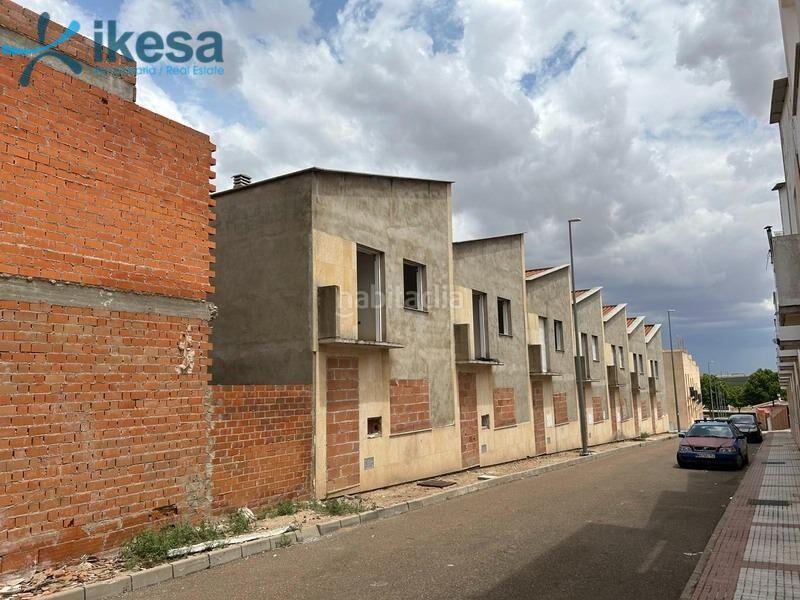 Foto 6cc600ad-cc1c-42cf-9ca7-f178c5d114f0. Terreno residencial venta de casas adosadas en construcción wip en la albuera badajoz en Albuera (La)