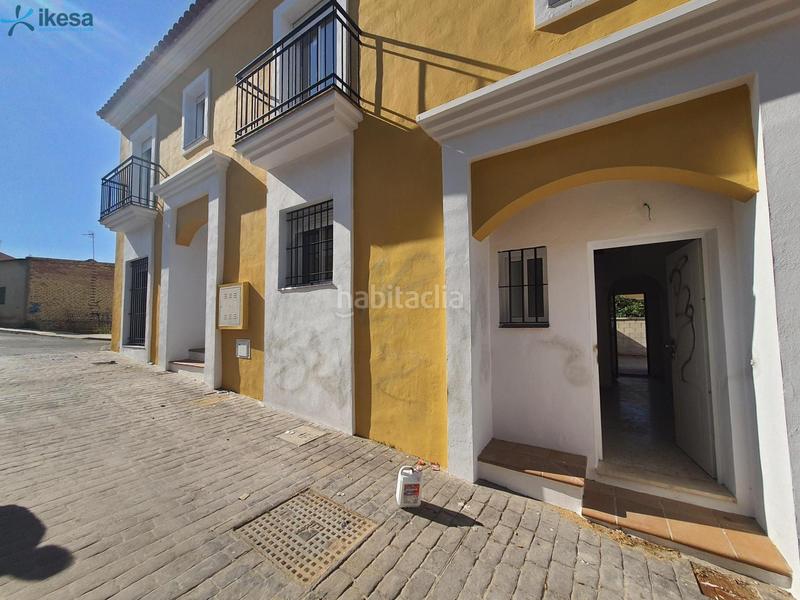 Foto 0ba0f8c6-91e3-451b-8fb9-68772530a0d3. Semi detached house in Escacena del Campo