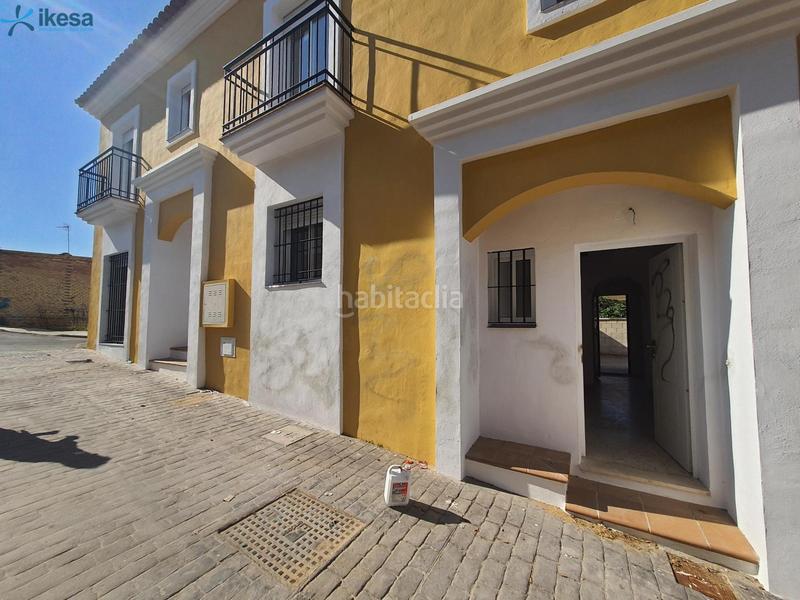 Foto a14e0338-7188-4446-a45e-54bb0d2348ad. Semi detached house in Escacena del Campo