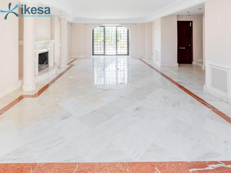 Foto 51ca8c98-2f2e-4bb3-bb0a-611485c61ed3. Chalet disfruta del lujo y la comodidad en tu hogar ideal chalet en Islantilla