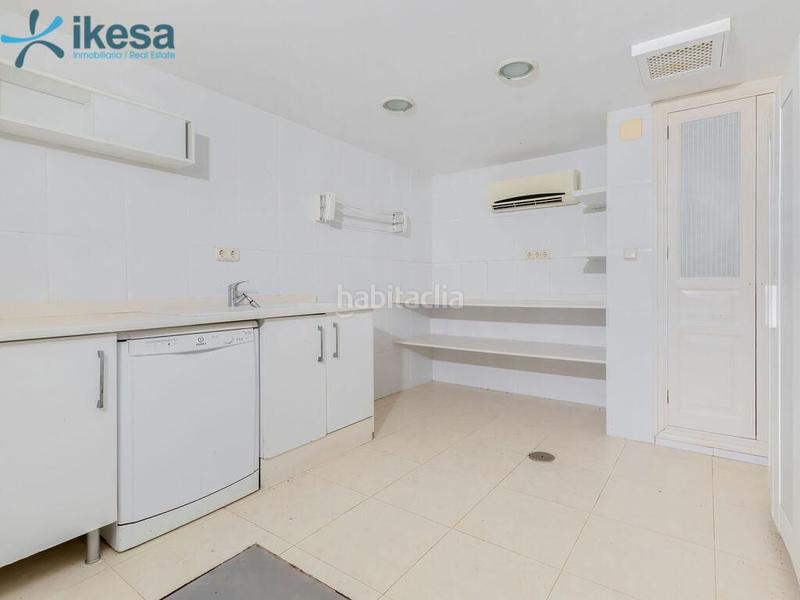 Foto edcf3ec1-3c37-41cb-abb3-0535a098a340. Chalet disfruta del lujo y la comodidad en tu hogar ideal chalet en Islantilla