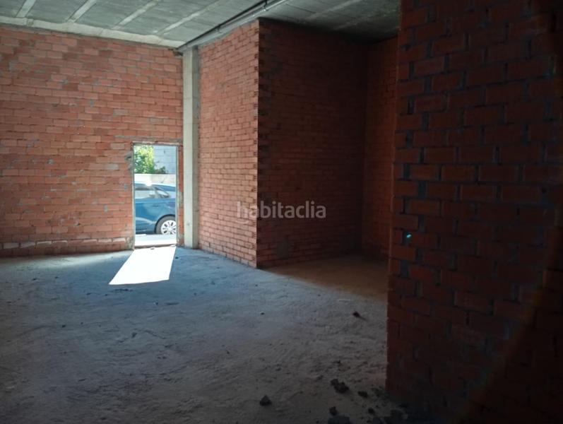 Foto 40f077dc-a66d-422a-9b58-eb7894dd66cf. Local comercial en cabadiña da 7 amplio bajo con altura en Soutomaior