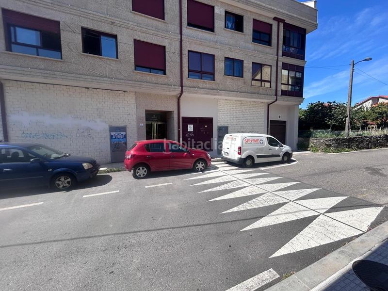 Foto 68cbef0a-2062-4f22-b8f4-0d052f057419. Local comercial en cabadiña da 7 amplio bajo con altura en Soutomaior