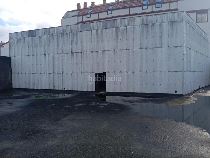 Foto 6b82bc30-adff-493d-93c3-1606438d5fe2. Local comercial en cabadiña da 7 amplio bajo con altura en Soutomaior