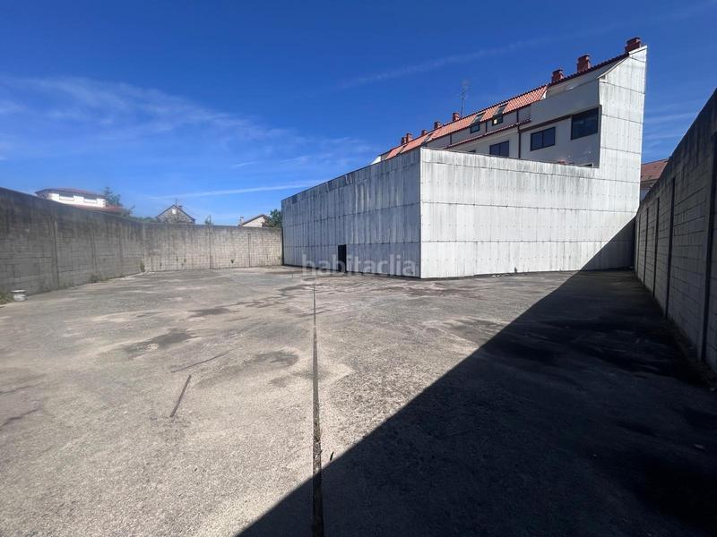 Foto e7ecd187-4168-40ff-83e9-41021666976f. Local comercial en cabadiña da 7 amplio bajo con altura en Soutomaior