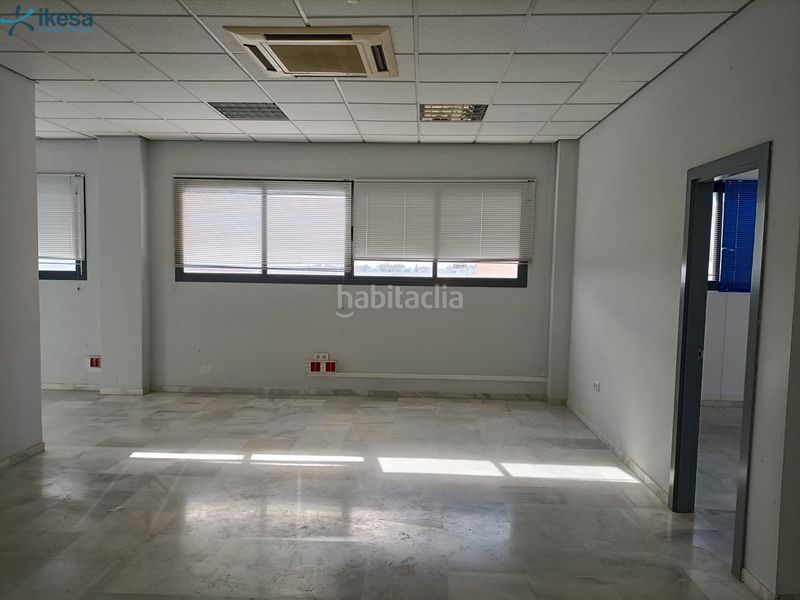 Foto 0027c7da-ce5a-4c3b-a7cc-c65f5515a8aa. Oficina venta de comercial oficina Pisa en Pisa Mairena del Aljarafe