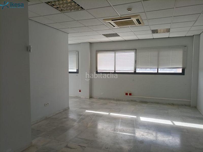 Foto 919f9e61-e75a-452e-9dae-8f95fc97661f. Oficina venta de comercial oficina Pisa en Pisa Mairena del Aljarafe