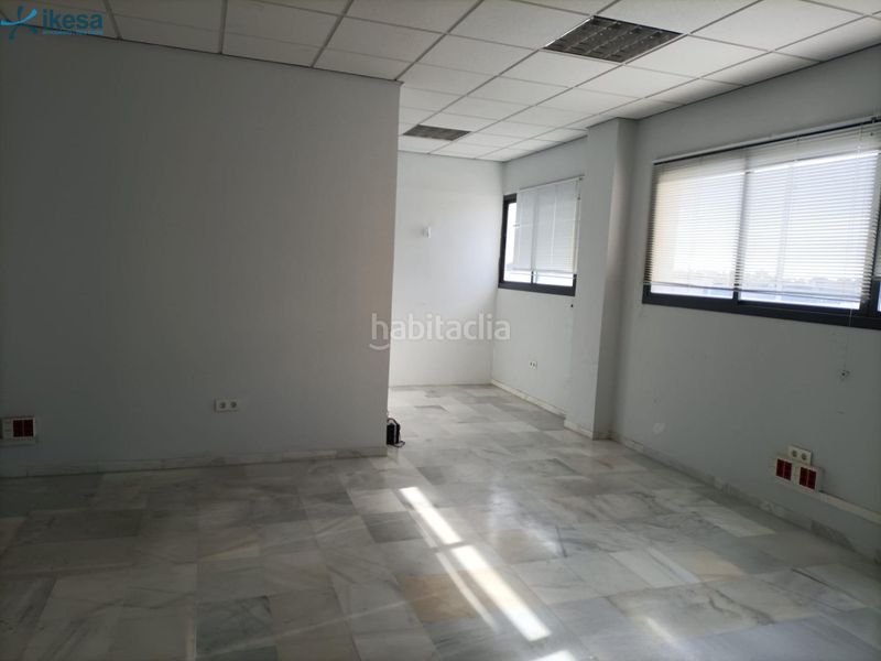 Foto dbb62997-4f75-45ce-a583-dcb0c0ae0ab0. Oficina venta de comercial oficina Pisa en Pisa Mairena del Aljarafe