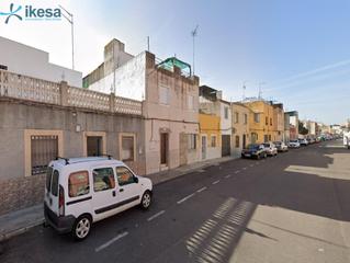 Casa adossada a San Roque - Ronda Norte. Venta de casa independiente en badajoz