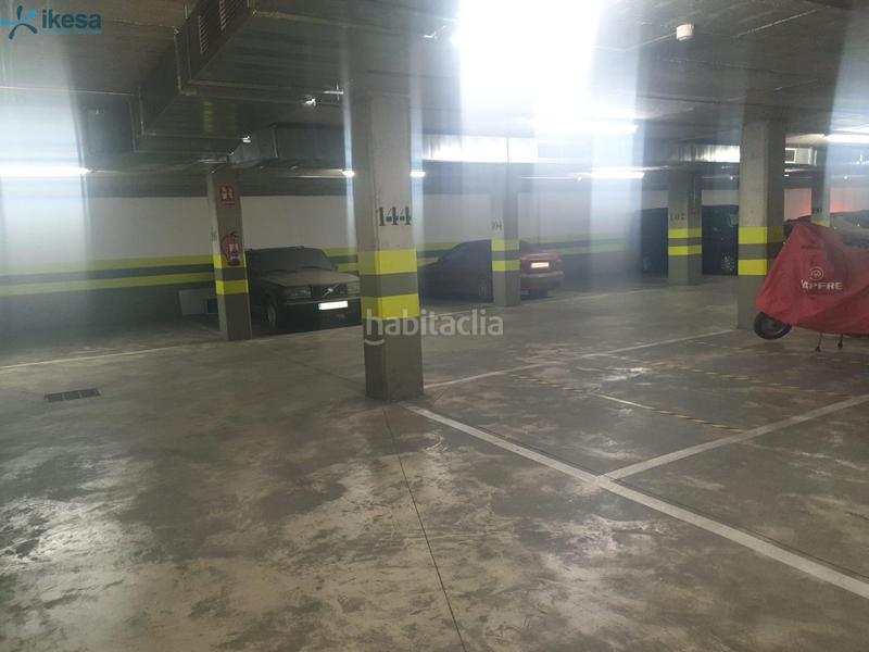 Foto 66403f65-c0af-4753-8c38-4314e45aca1c. Autoparkplatz in El Plantinar - Avda. La Paz - El Juncal Sevilla