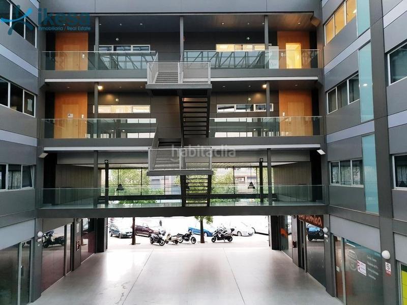 Foto ddacf4c7-a91e-4873-8455-85927dfe2185. Autoparkplatz in El Plantinar - Avda. La Paz - El Juncal Sevilla