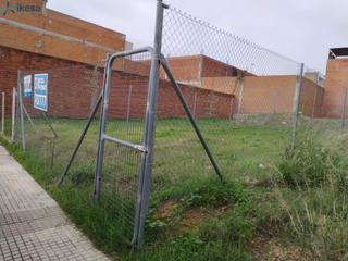 Residential Plot in Carretera de Sevilla - Los Montitos. Venta de suelo urbano residencial en c la sagra  badajoz