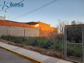 Terreny residencial a Carretera de Sevilla - Los Montitos. Venta de suelo urbano residencial en cmanzaneda  badajoz