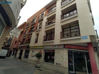 Pis a Centro. Venta de 2 apartamentos en huelva. activo inmobiliario sin poses