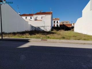 Terreny residencial a Azuaga. Venta de suelo urbano residencial en sector arroyo hondo azuaga