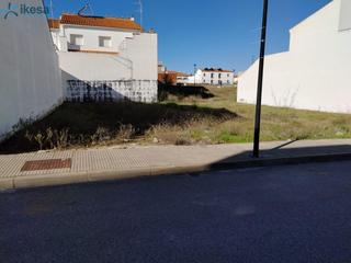 Terreny residencial a Azuaga. Venta de suelo urbano residencial en sector arroyo hondo azuaga