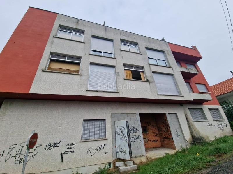 Foto 66151d65-979e-4eb0-a813-7fa7bca5f1c0. Edifici a estrada vella-sta mariña a Rosal (O)