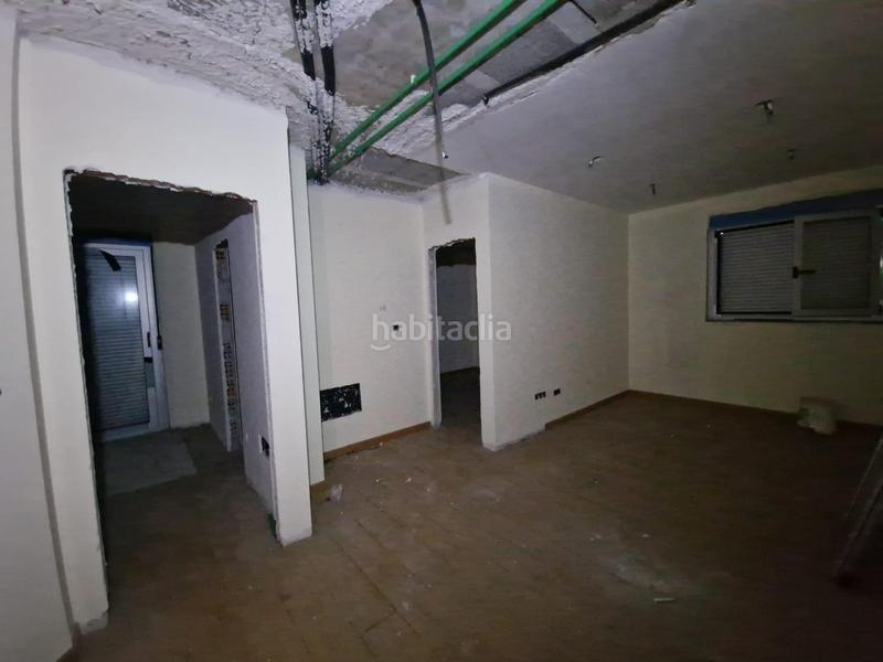 Foto 719da32f-43cd-4589-a912-d2ef63271d7a. Edifici a estrada vella-sta mariña a Rosal (O)